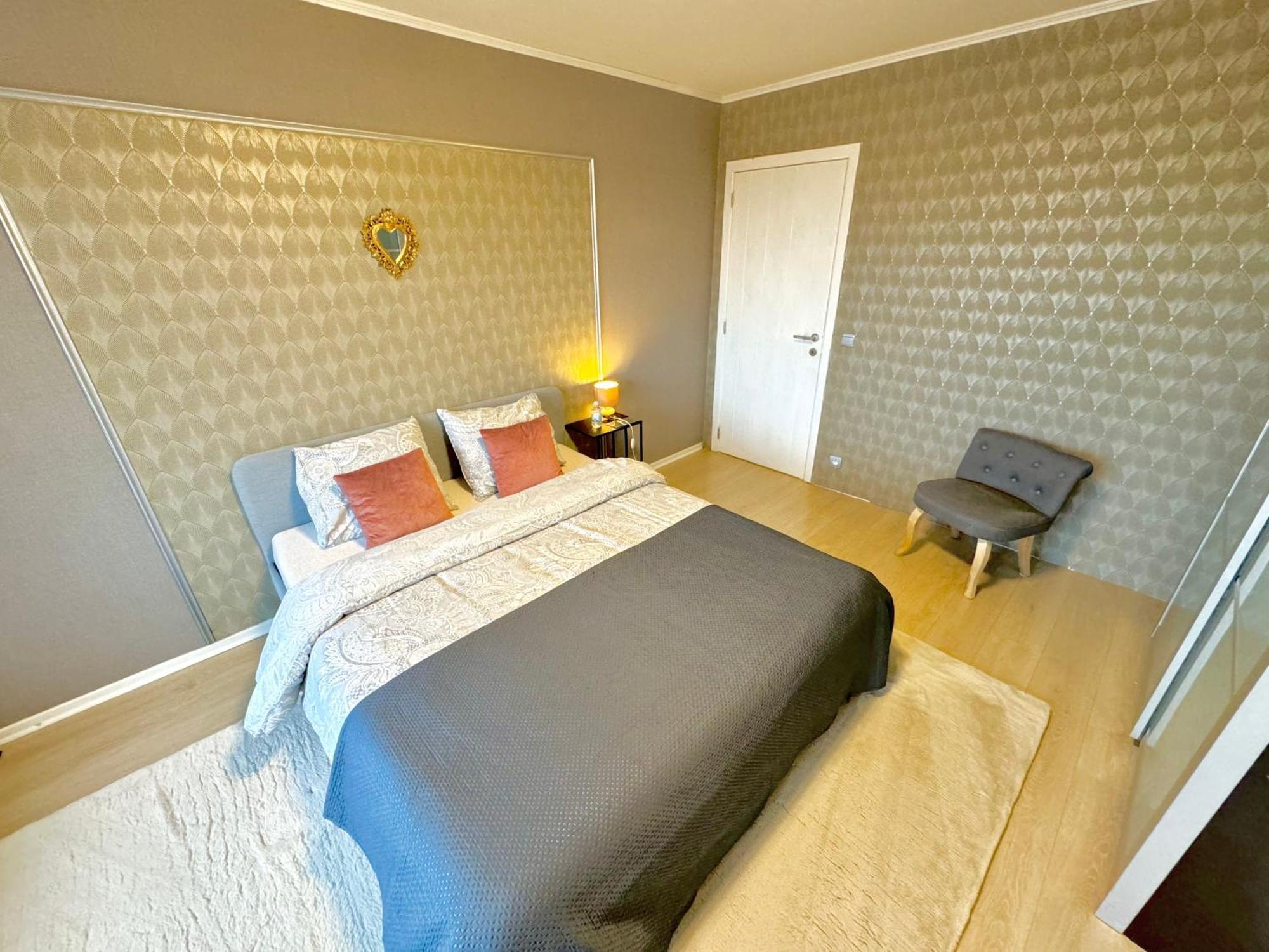 Hearth Of Brussels Gateway Apartment ภายนอก รูปภาพ